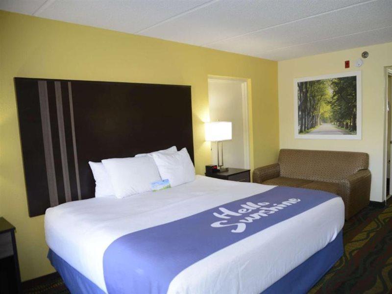 Days Inn by Wyndham Kodak/Sevierville Intrstate SmokeyMntns Eksteriør bilde
