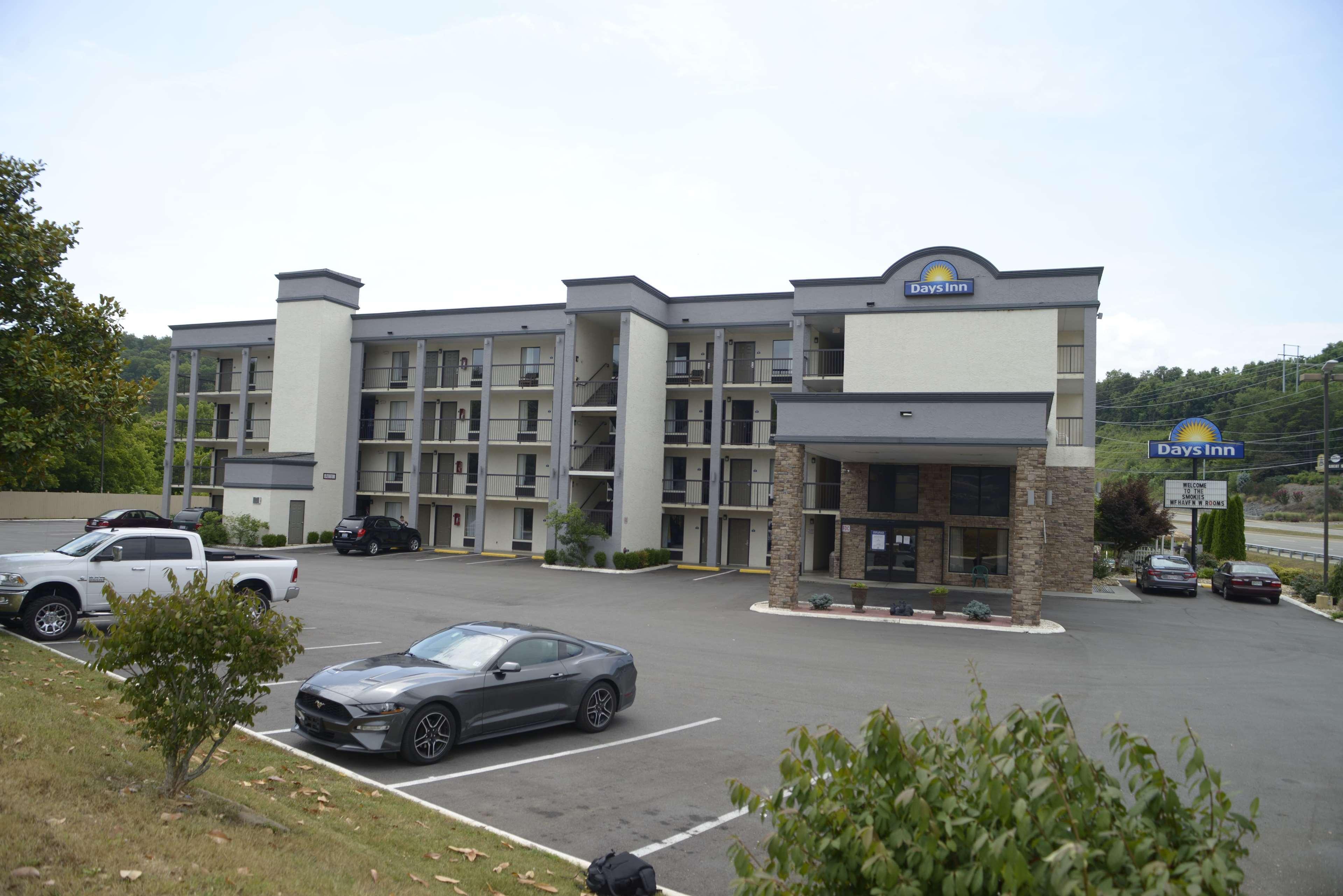 Days Inn by Wyndham Kodak/Sevierville Intrstate SmokeyMntns Eksteriør bilde
